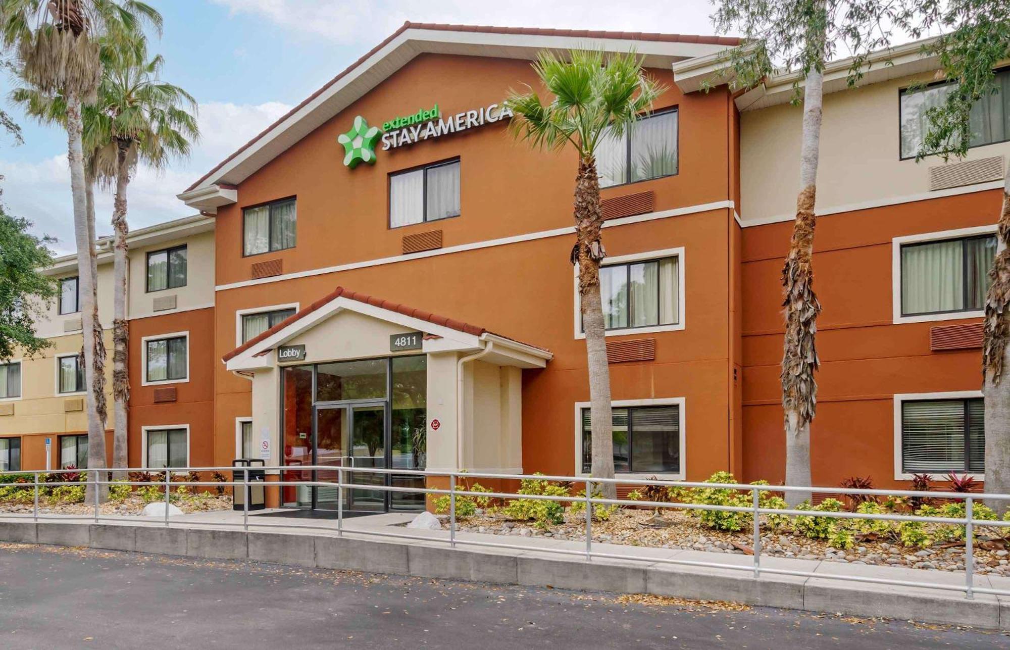 Extended Stay America Select Suites Tampa Airport Memorial Hwy Εξωτερικό φωτογραφία
