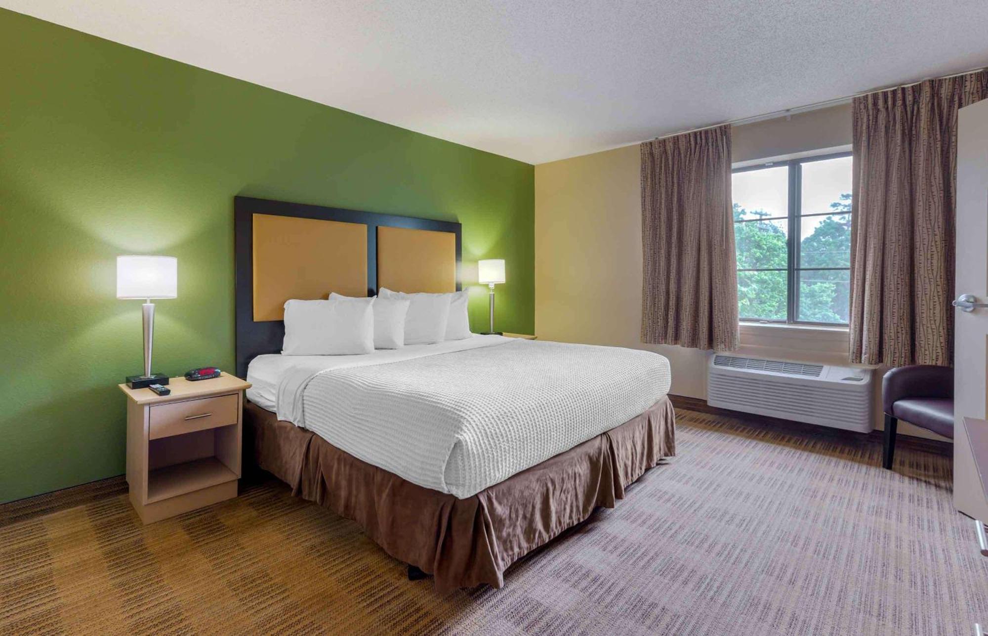 Extended Stay America Select Suites Tampa Airport Memorial Hwy Εξωτερικό φωτογραφία